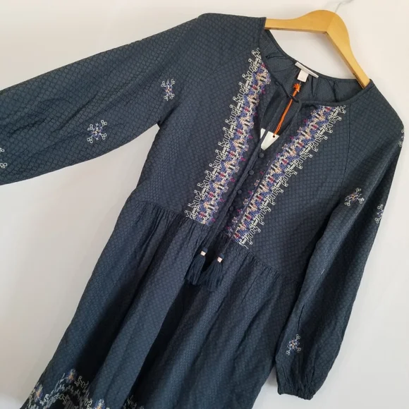 Knox Rose Blue and Purple Embroidered Dress - Picture 4 of 11